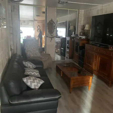 T3 1etage Appartement *